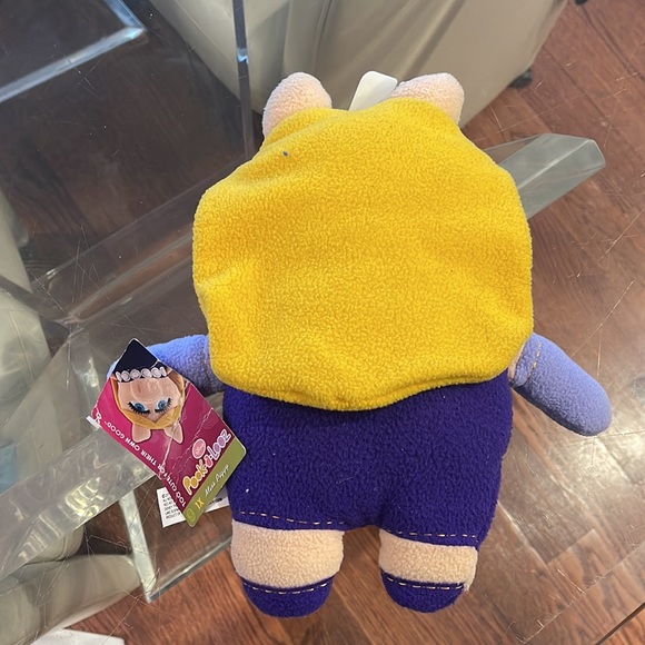 Miss Piggy soft like a pillow Disney doll nwt - Picture 2 of 3